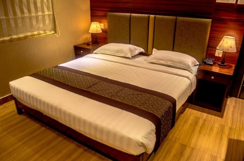 Hotel Comfotel 加尔各答 外观 照片