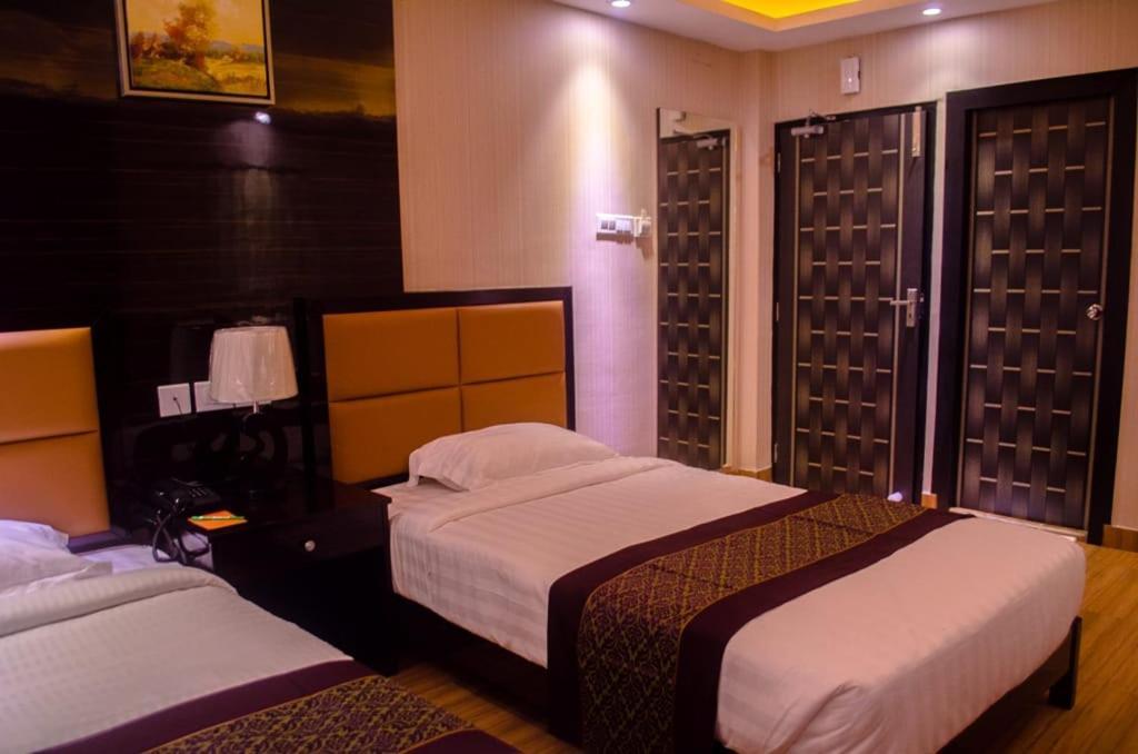 Hotel Comfotel 加尔各答 外观 照片