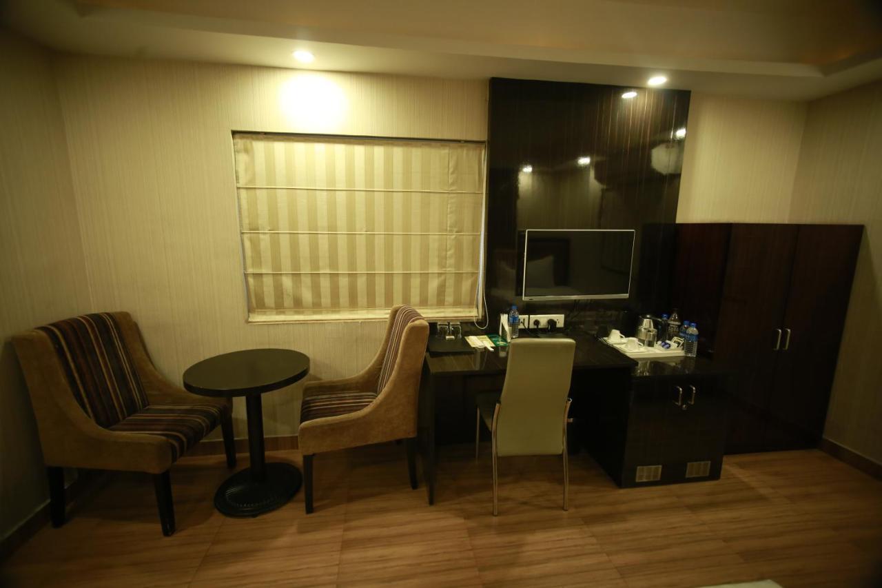 Hotel Comfotel 加尔各答 外观 照片