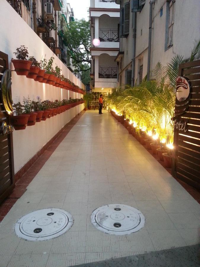 Hotel Comfotel 加尔各答 外观 照片