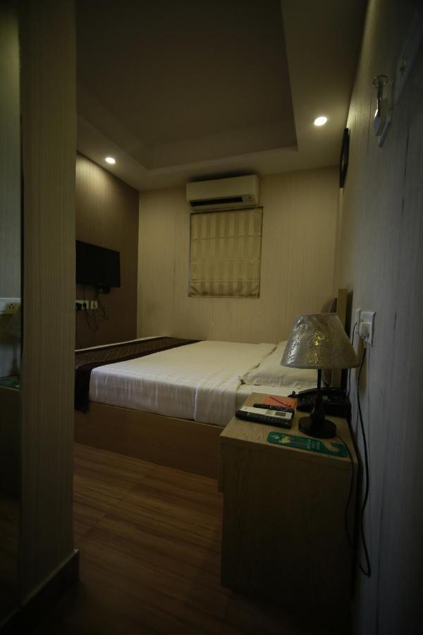 Hotel Comfotel 加尔各答 外观 照片